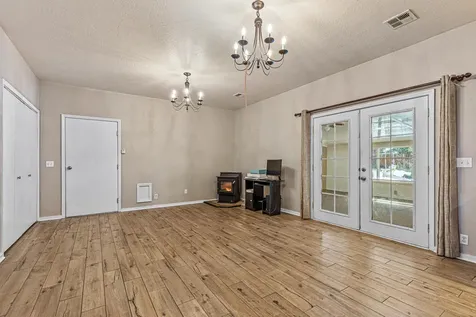 1616 Crown Avenue Medford OR 97504