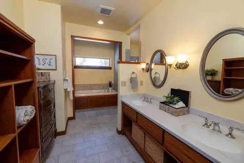 67040 Rock Island Lane Bend OR 97703