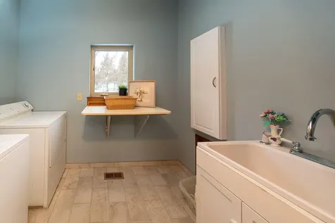 67040 Rock Island Lane Bend OR 97703