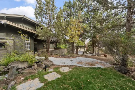 3230 NW Prairie Place Bend OR 97703