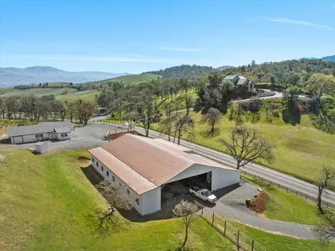 2304 Carpenter Hill Road Medford OR 97501