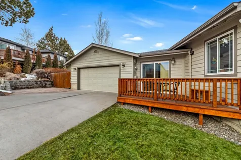 3411 SW Valleyview Drive Redmond OR 97756
