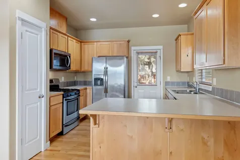 21274 Beall Drive Bend OR 97701