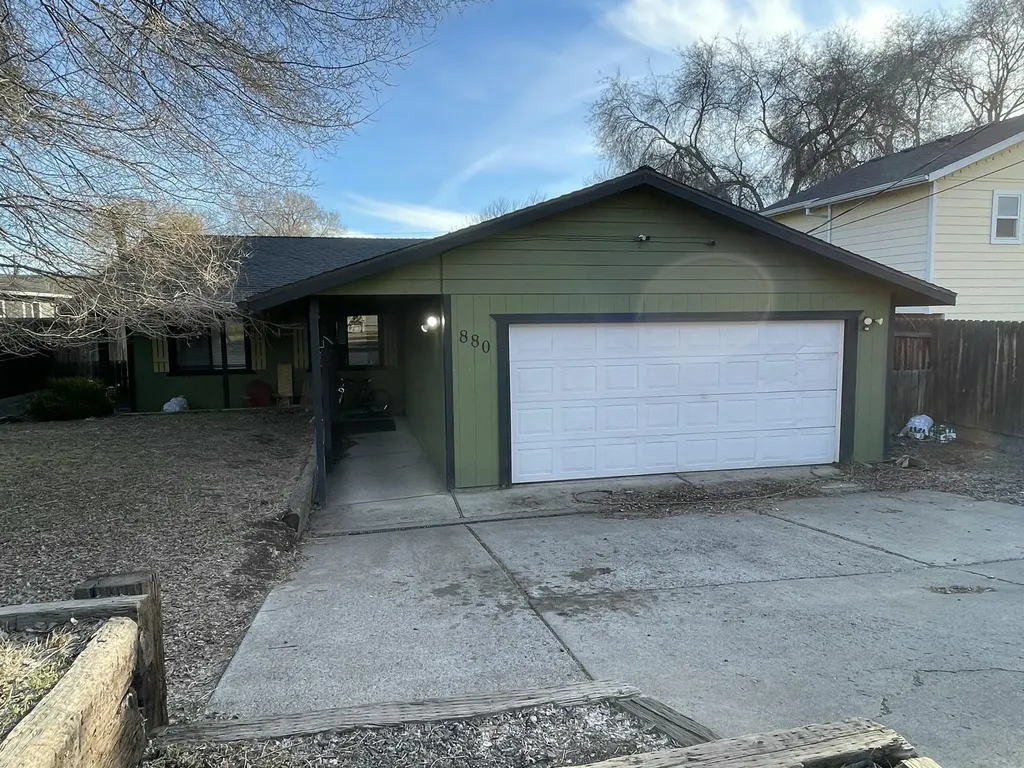 880 NE 8th Street Prineville OR 97754