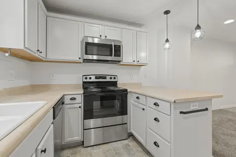 7866 Jacqueline Way White City OR 97503