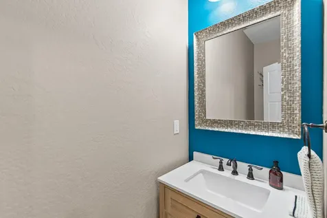 2864 Strasburg Street Medford OR 97504
