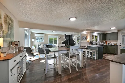 4780 Redwood Avenue Grants Pass OR 97527