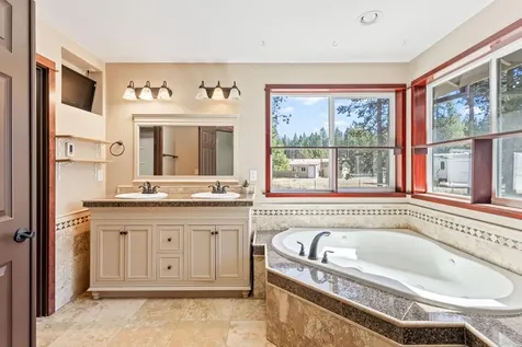 53759 Bridge Drive La Pine OR 97739