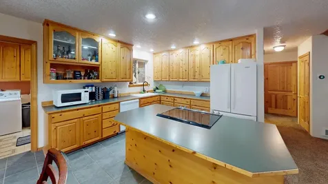 5122 SE Jerry Drive Prineville OR 97754