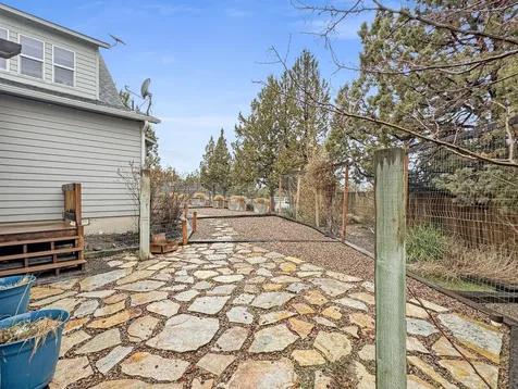 5122 SE Jerry Drive Prineville OR 97754