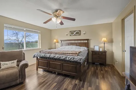 2314 Lara Lane Central Point OR 97502