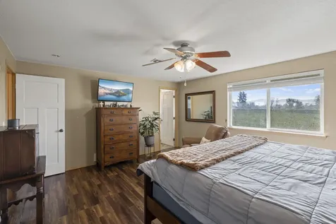 2314 Lara Lane Central Point OR 97502