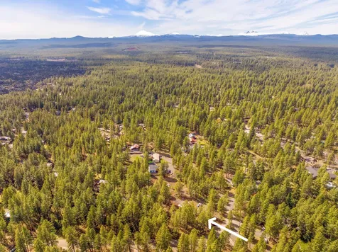 19077 Choctaw Road Bend OR 97702