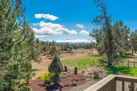 69175 Holmes Road Sisters OR 97759