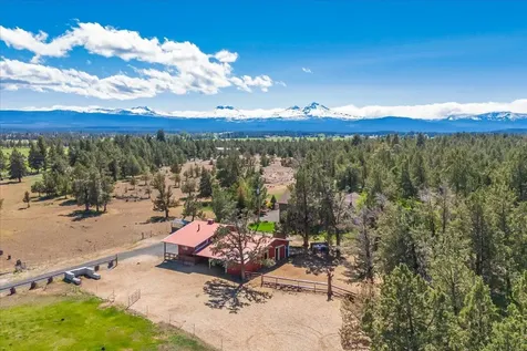 69175 Holmes Road Sisters OR 97759