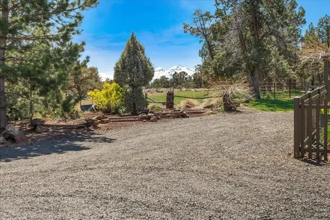 69175 Holmes Road Sisters OR 97759