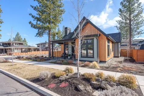 3047 NW Tharp Avenue Bend OR 97703