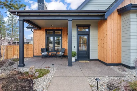 3047 NW Tharp Avenue Bend OR 97703