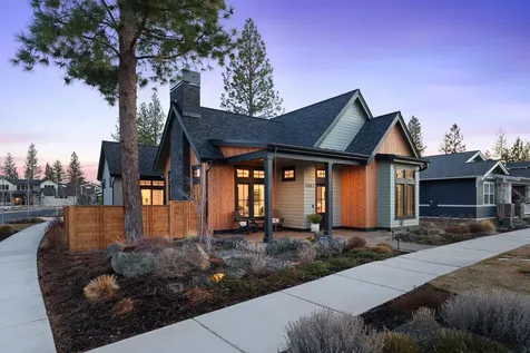 3047 NW Tharp Avenue Bend OR 97703