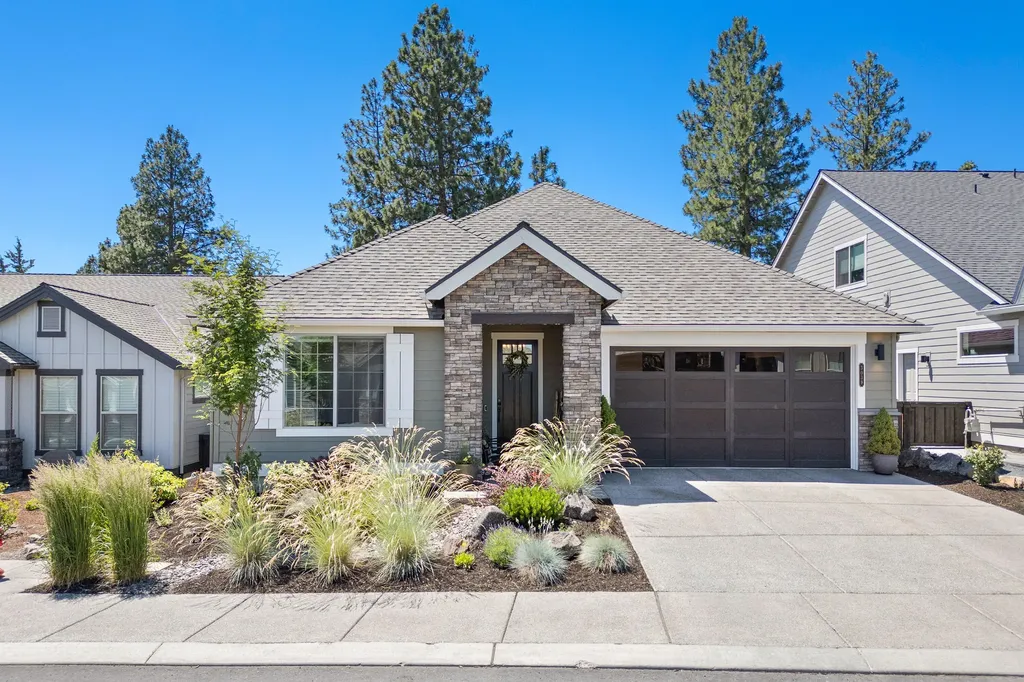 3039 NW Hidden Ridge Drive Bend OR 97703