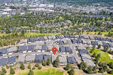 3039 NW Hidden Ridge Drive Bend OR 97703