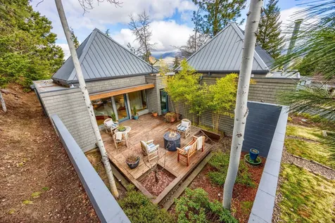 695 Liberty Street Ashland OR 97520