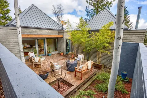 695 Liberty Street Ashland OR 97520