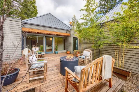 695 Liberty Street Ashland OR 97520