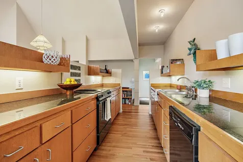 695 Liberty Street Ashland OR 97520