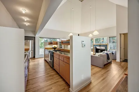 695 Liberty Street Ashland OR 97520