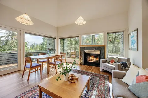 695 Liberty Street Ashland OR 97520