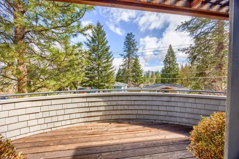 695 Liberty Street Ashland OR 97520