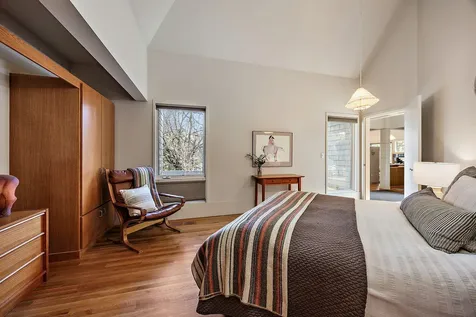 695 Liberty Street Ashland OR 97520