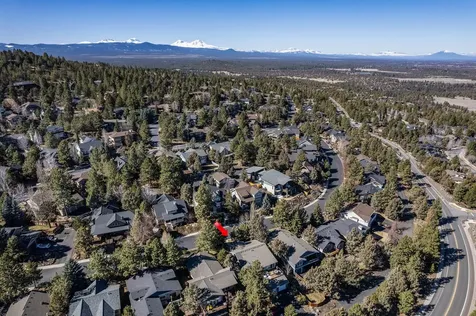 3280 NW Bungalow Drive Bend OR 97703