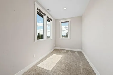 3334 NW Fairway Heights Drive Bend OR 97703