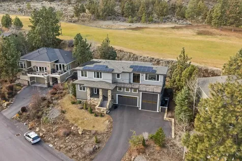 3334 NW Fairway Heights Drive Bend OR 97703