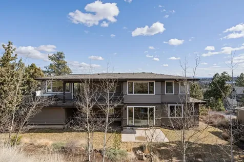 3334 NW Fairway Heights Drive Bend OR 97703
