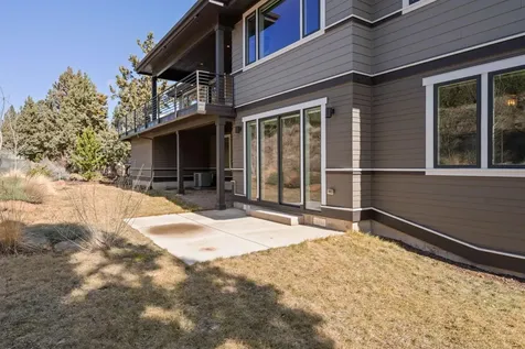 3334 NW Fairway Heights Drive Bend OR 97703