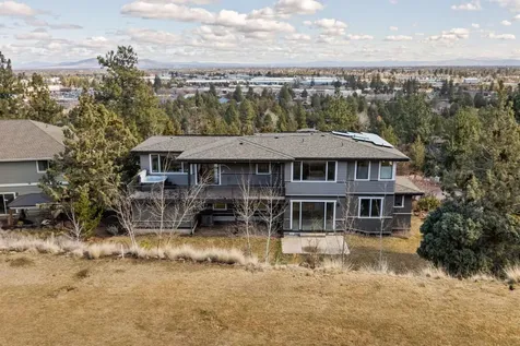 3334 NW Fairway Heights Drive Bend OR 97703