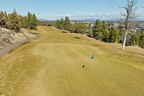3334 NW Fairway Heights Drive Bend OR 97703