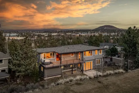3334 NW Fairway Heights Drive Bend OR 97703