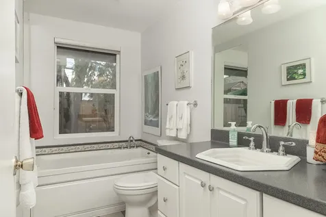2308 Alcan Drive Medford OR 97504