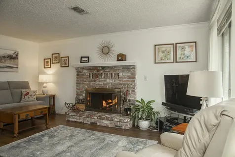 2308 Alcan Drive Medford OR 97504