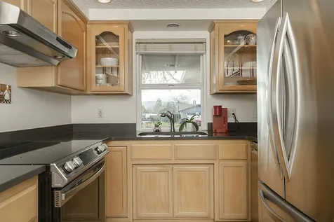 2308 Alcan Drive Medford OR 97504