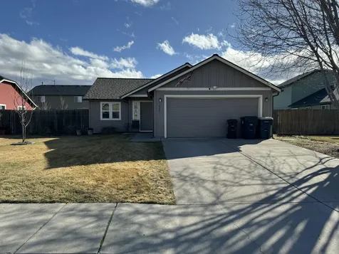 442 NE Quince Avenue Redmond OR 97756