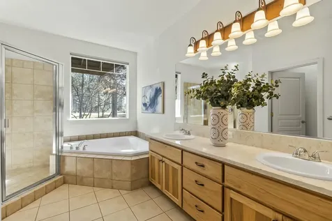 60454 Elkai Woods Drive Bend OR 97702