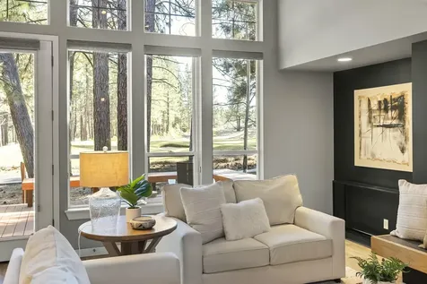 60454 Elkai Woods Drive Bend OR 97702