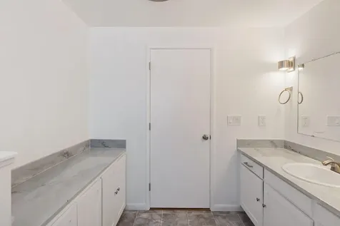 1696 NE 9th Street Grants Pass OR 97526