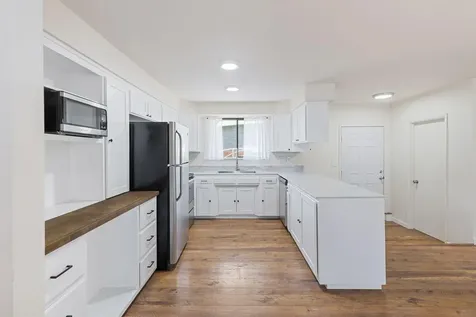 1696 NE 9th Street Grants Pass OR 97526