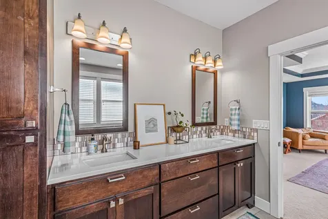 4338 Vineyard Terrace Medford OR 97504